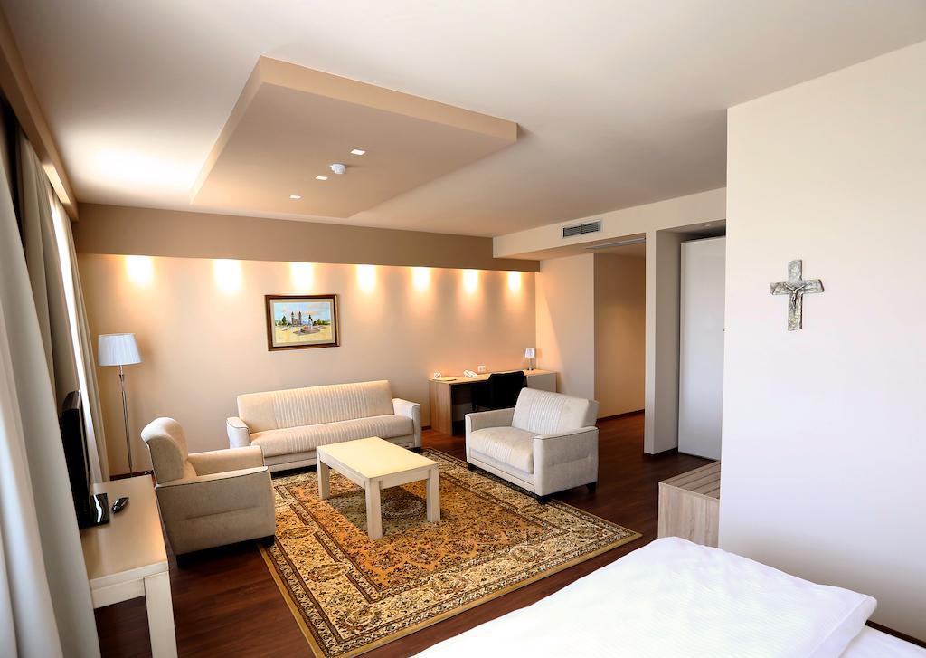 Hotel Quercus Međugorje Quarto foto